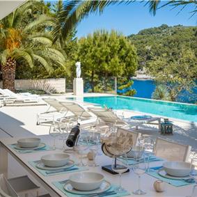 Luxury 6 Bedroom Brac Island Beach Front Villa With Heated Infinity Pool and lift near Sumartin sleeps 12